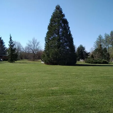 Rum i privatbostad La Roulotte Du Parc *