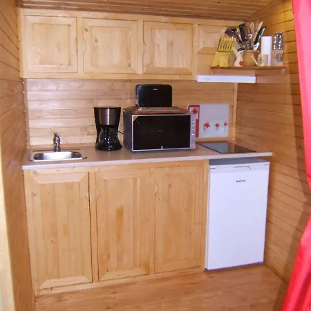 Rum i privatbostad La Roulotte Du Parc *