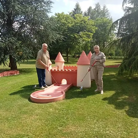 La Roulotte Du Parc Rum i privatbostad *