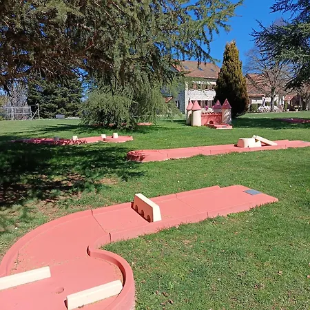 La Roulotte Du Parc Saint-Priest-des-Champs