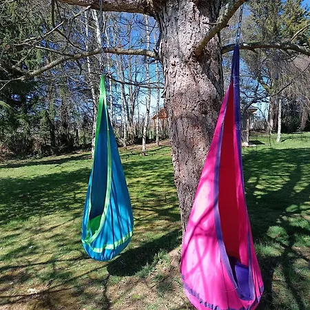 Проживание в семье La Roulotte Du Parc *