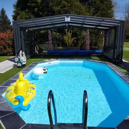 Rum i privatbostad La Roulotte Du Parc